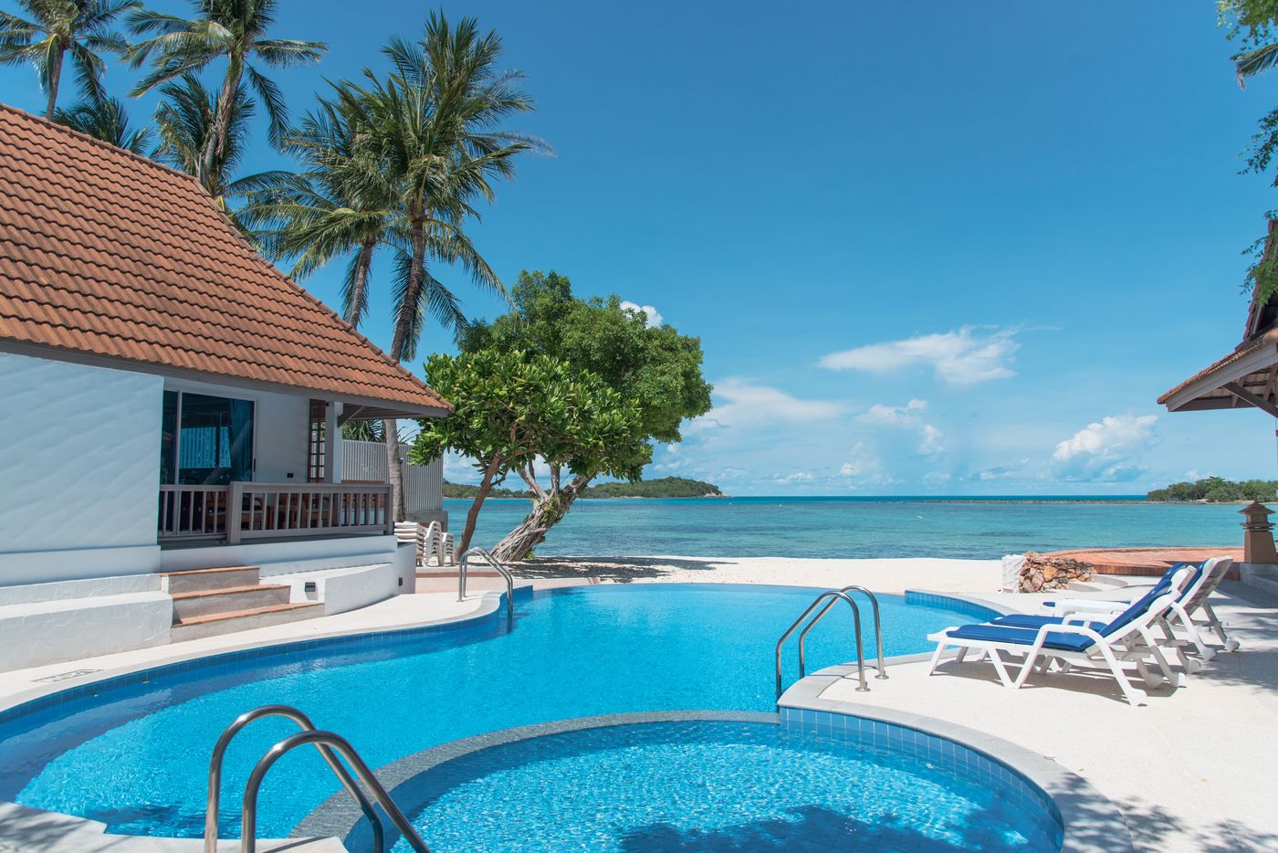 Samui-Natien-Beach-Resort-Pool-2