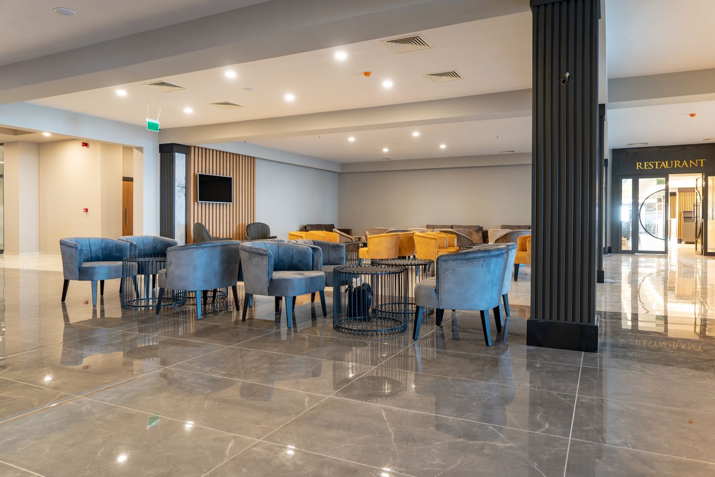 Aska-Costa-Holiday-Club-Lobby-45