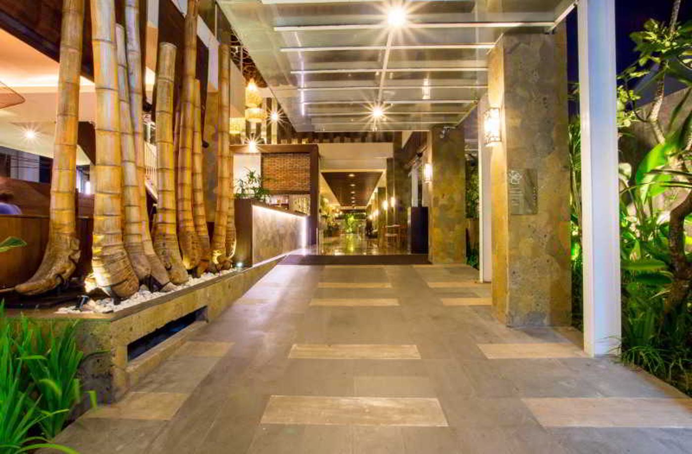 Grand Ixora Kuta Resort -Indonesia-KUTA-Lobby-9