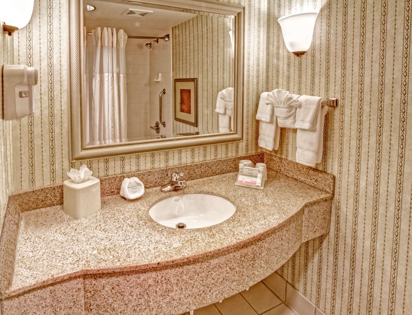 Crowne Plaza Nashville Airport By Ihg-United States-Nashville-Room-9