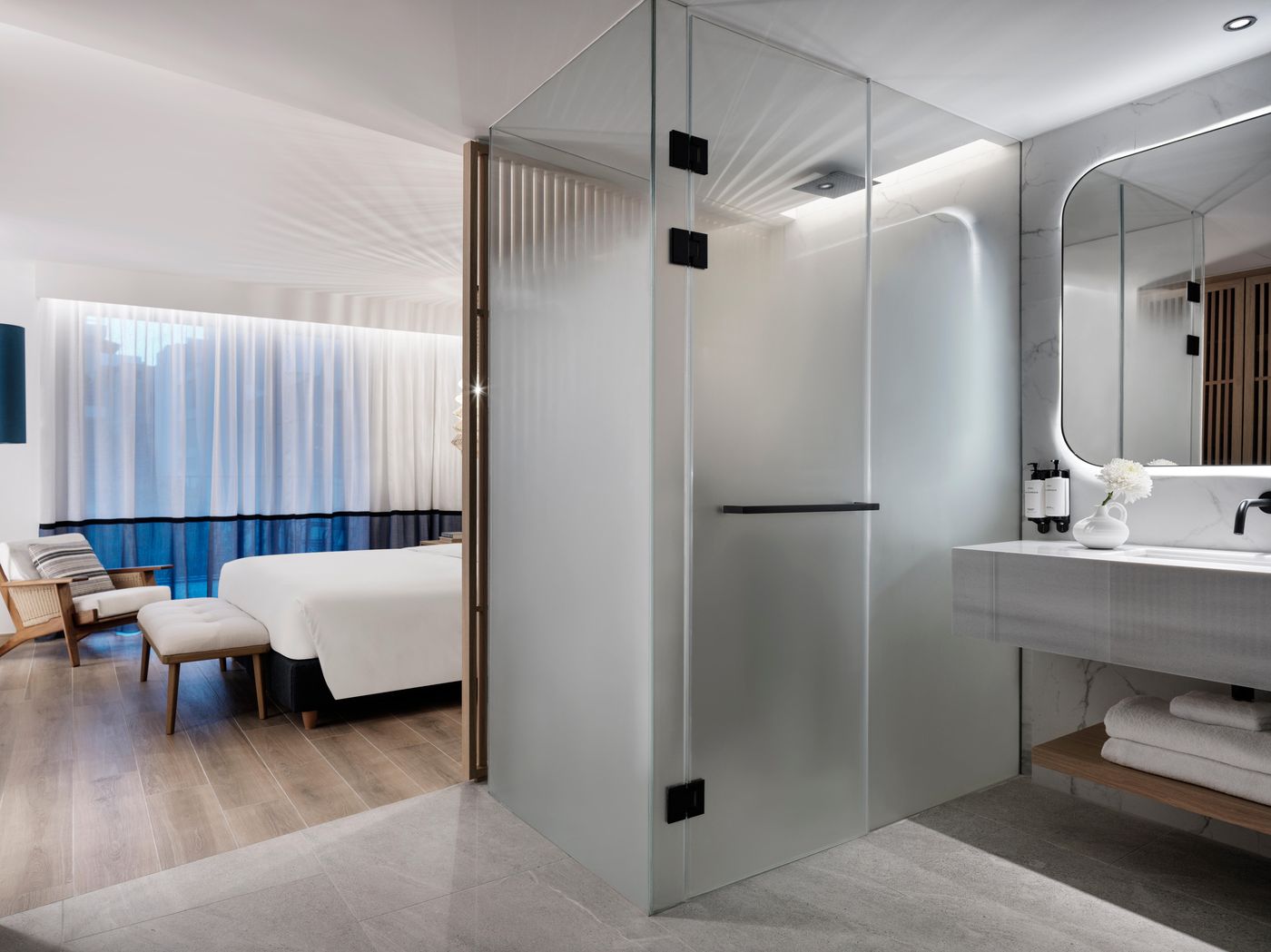 Avra-Collection-Hermes-Hotel-Room-35