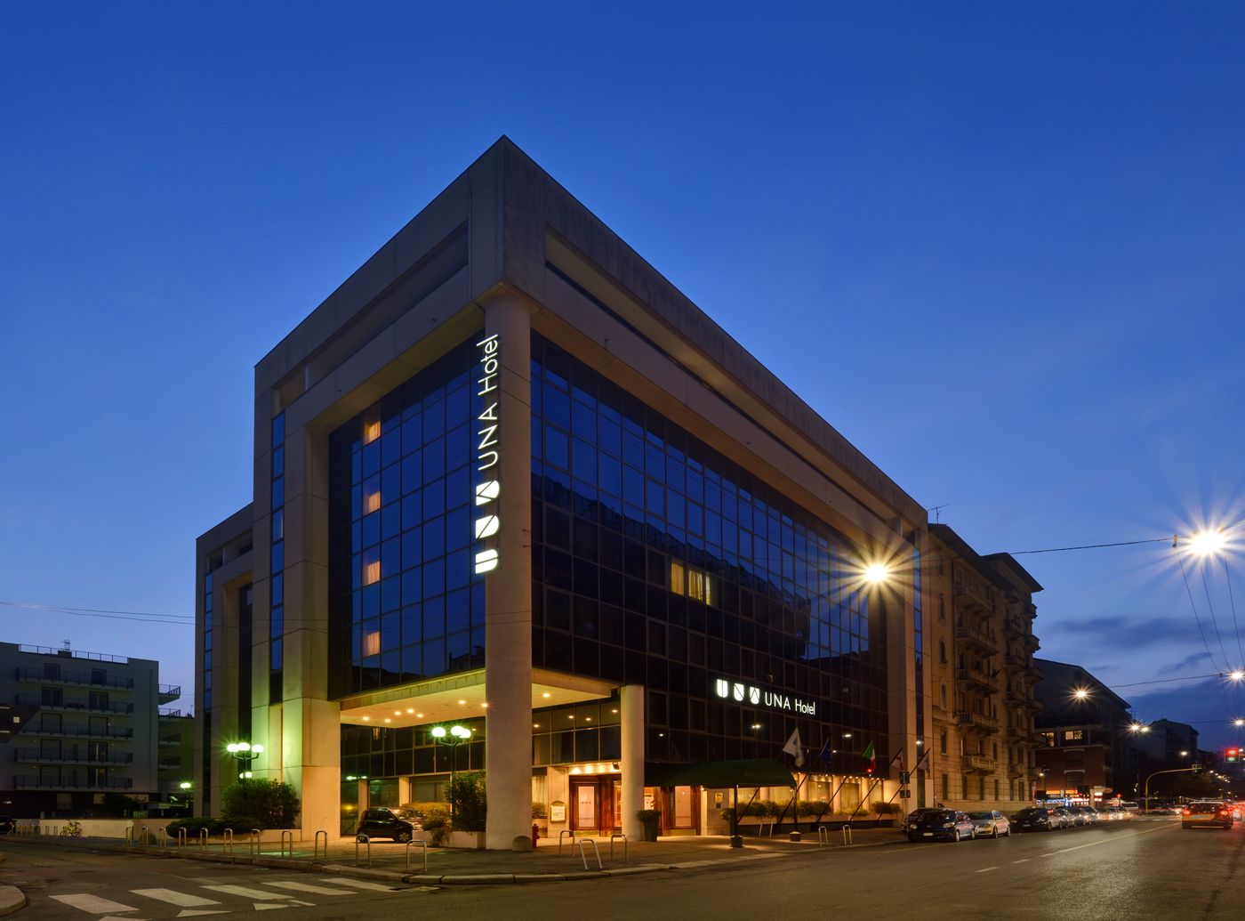 Unahotels Scandinavia Milano - Italy - Milano - General view - 3