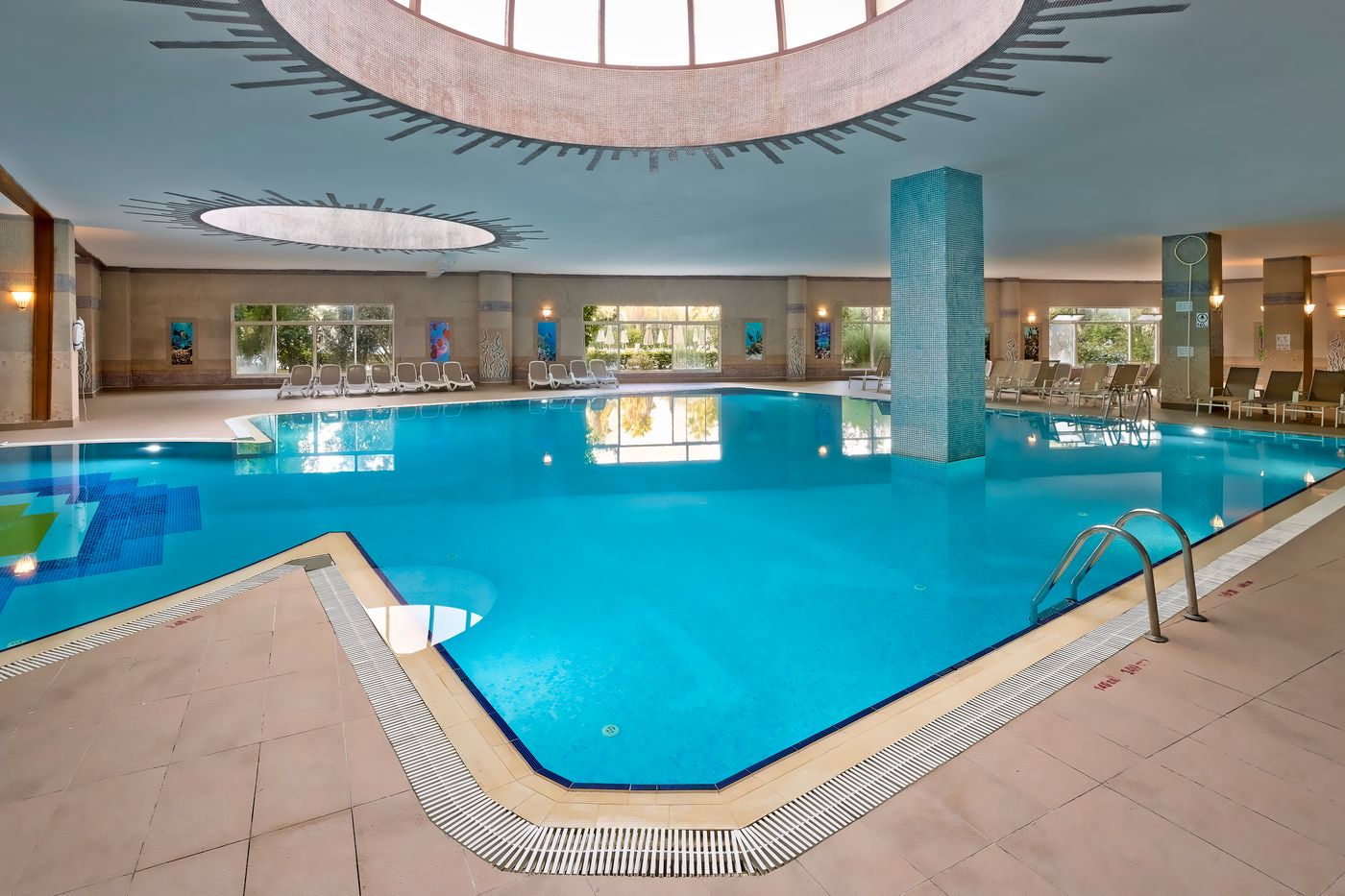 Seaden Sea World Resort And Spa