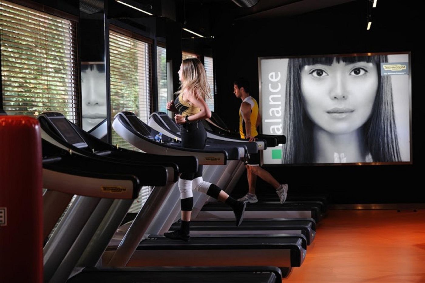 Elegance-Sports-and-Entertainment-44