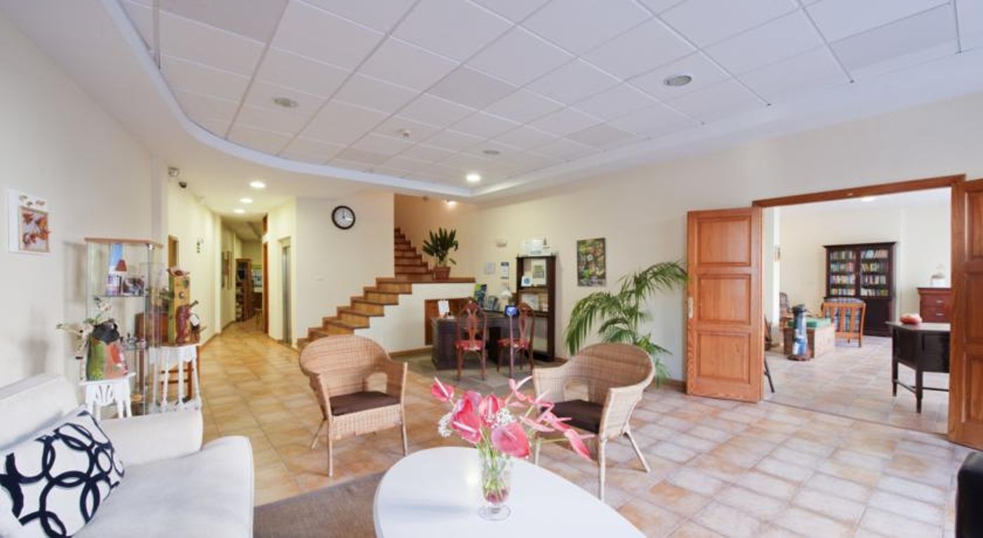 Apartamentos Adjovimar