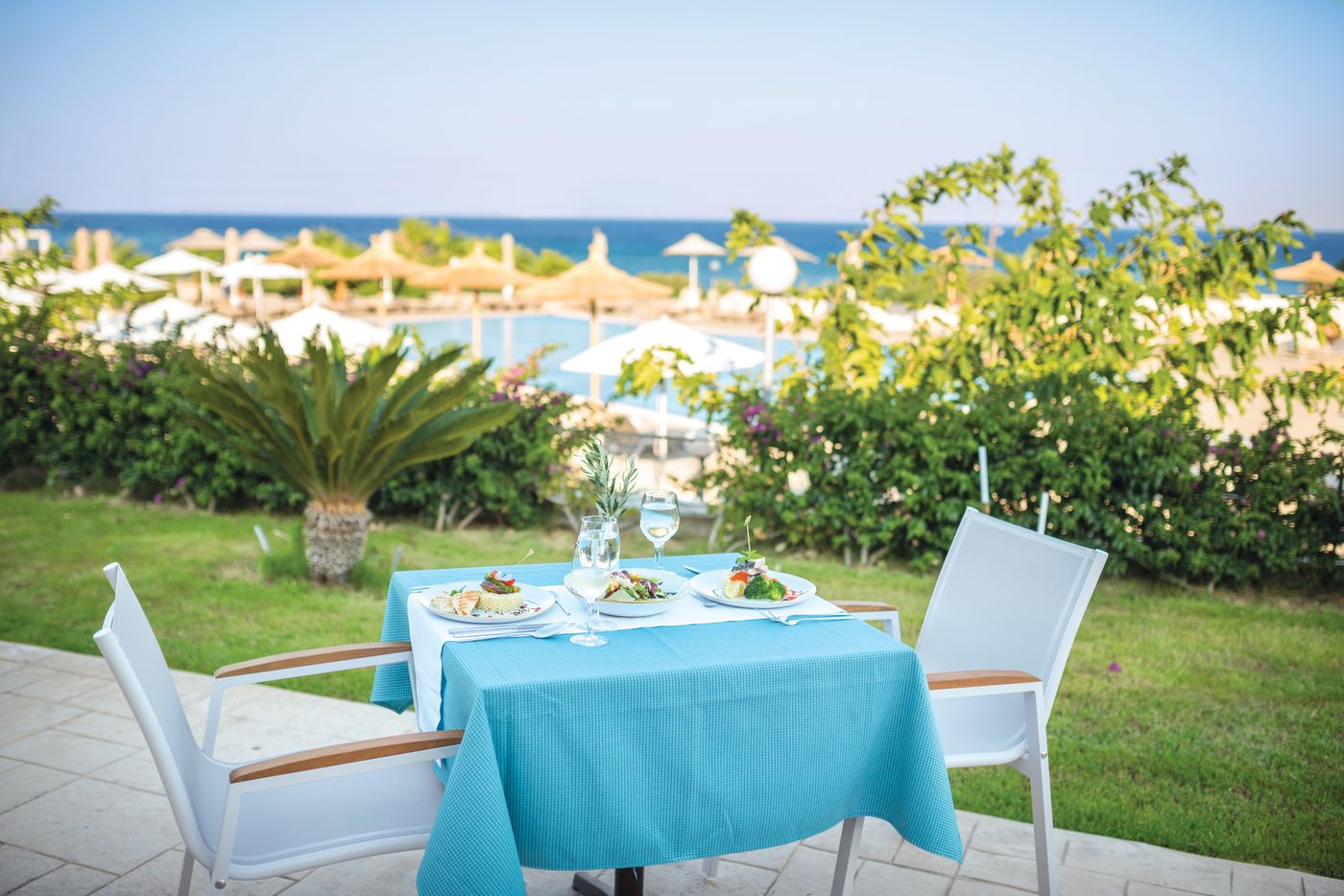 Grand-Blue-Beach-Hotel-Restaurant-84