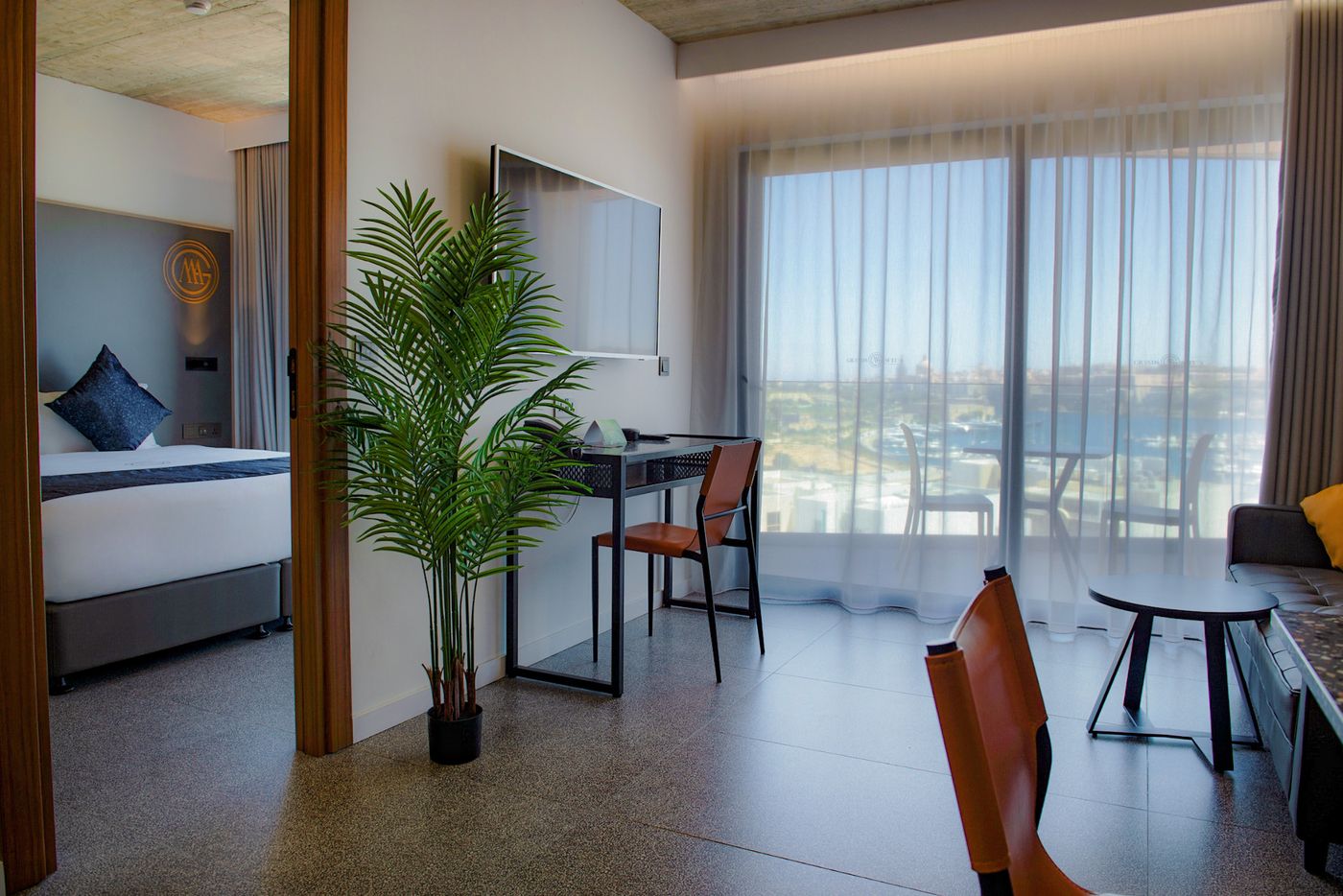 Grands-Suites-Hotel-Residences---Spa-Room-8