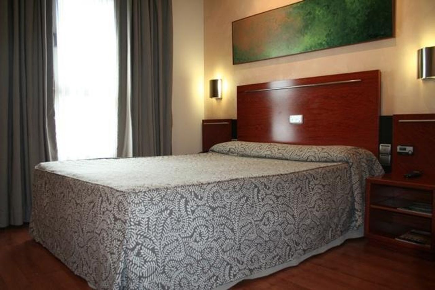 Hotel Garbí Millenni