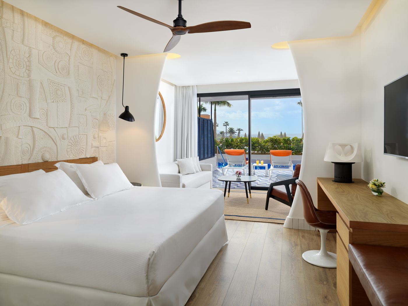 H10-Atlantic-Sunset-Horizons-Collection-Room-22