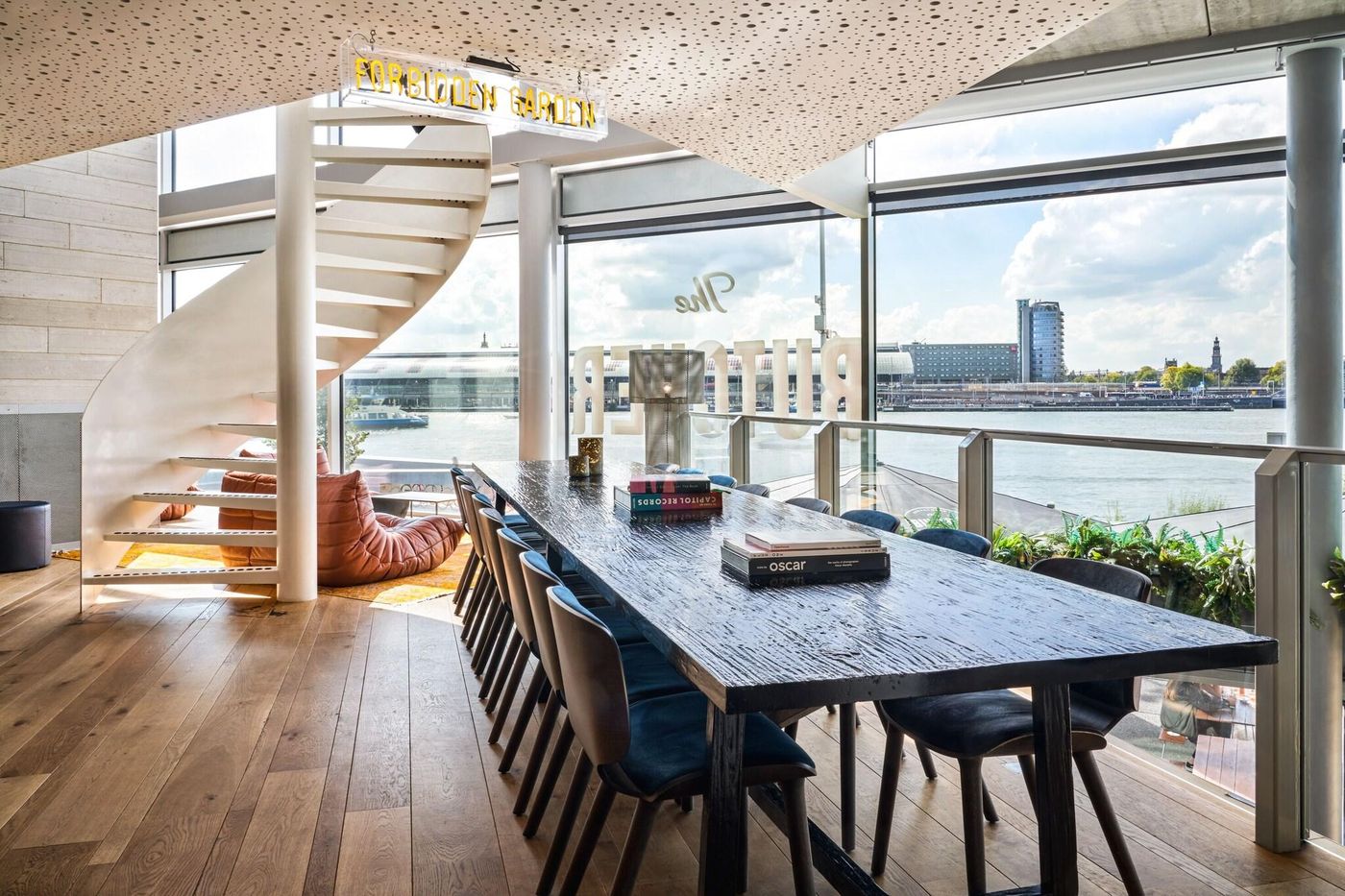 Sir-Adam-Hotel--part-of-Sircle-Collection-Lobby-3