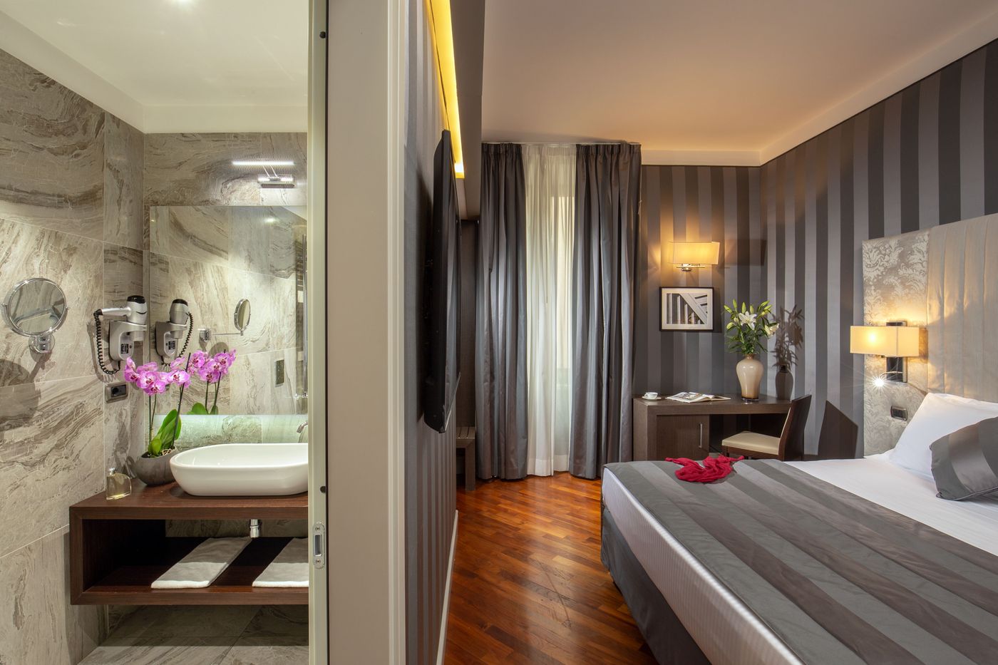 Monti-Palace-Hotel-Room-22