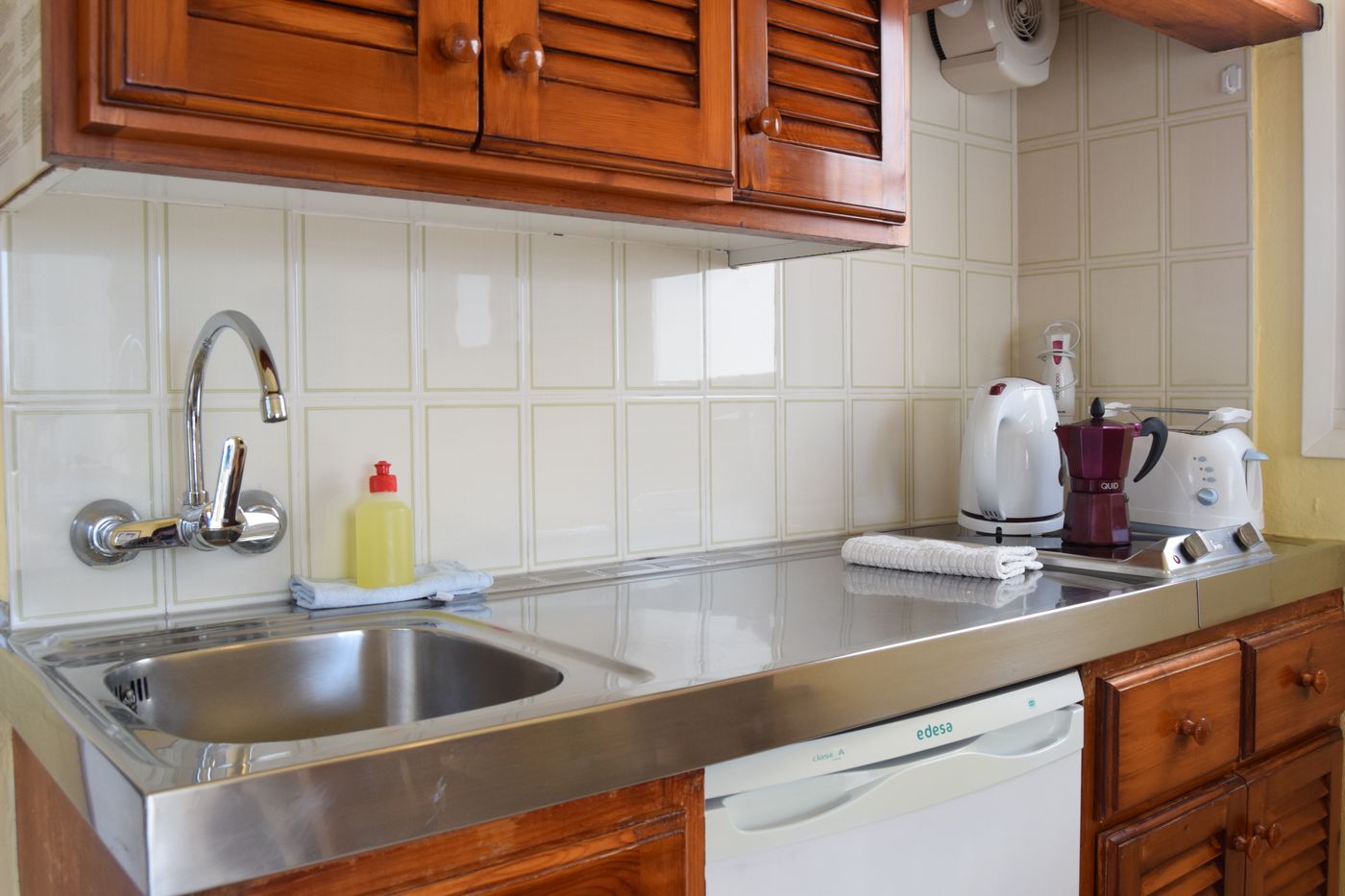 Las-Brisas-I---II-Room-61