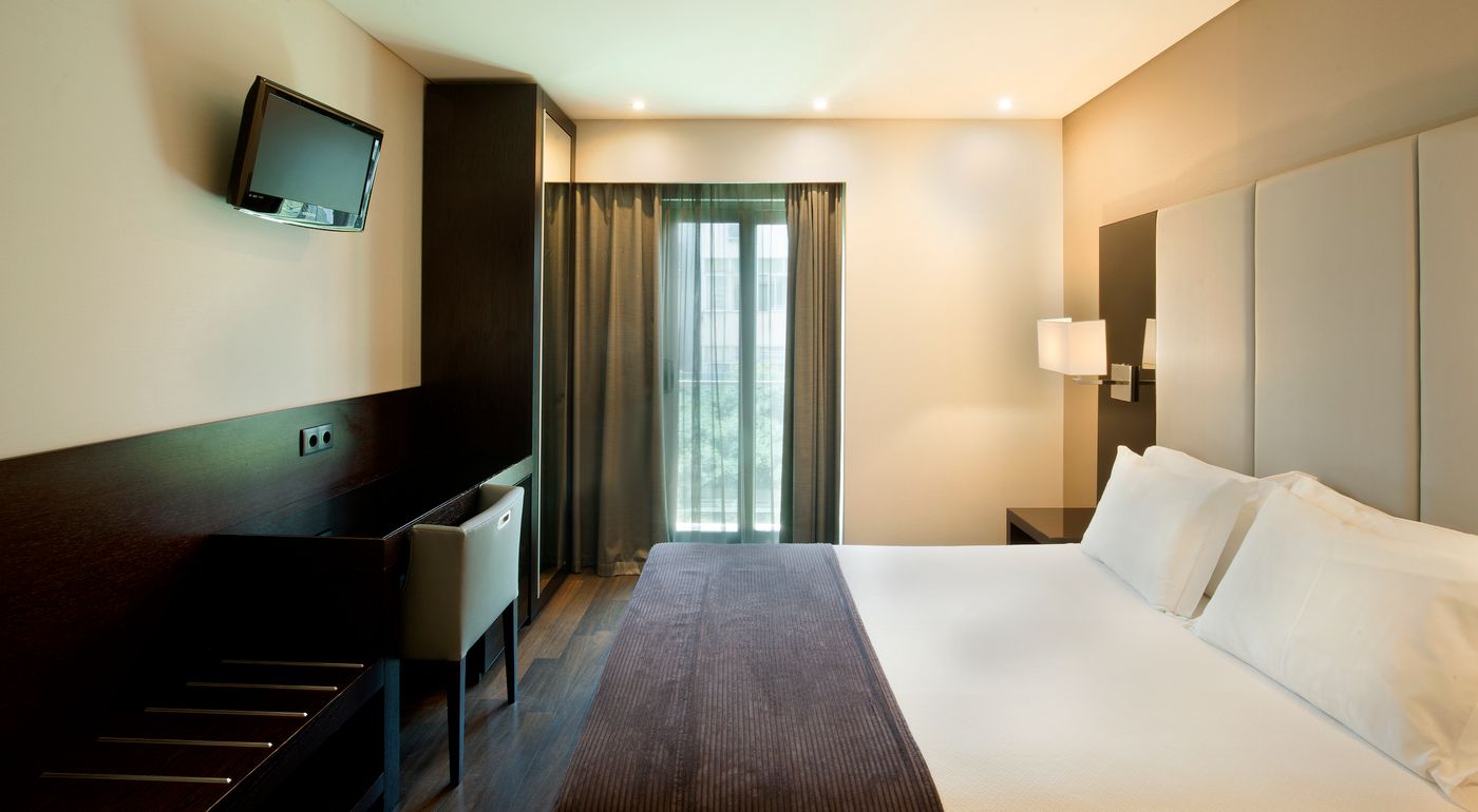 TURIM-Luxe-Hotel-Room-11