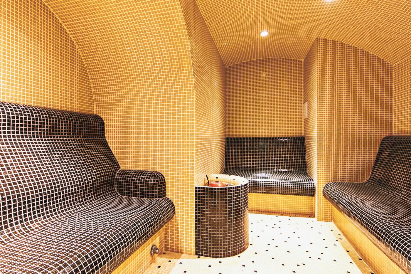 Neptun-Beach-Sports-and-Entertainment-58