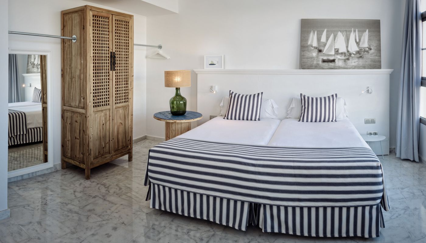 Marina-Suites-Room-31