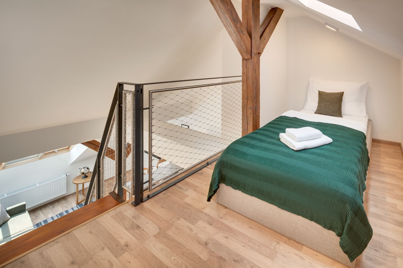 Louren-Apartments-Room-2