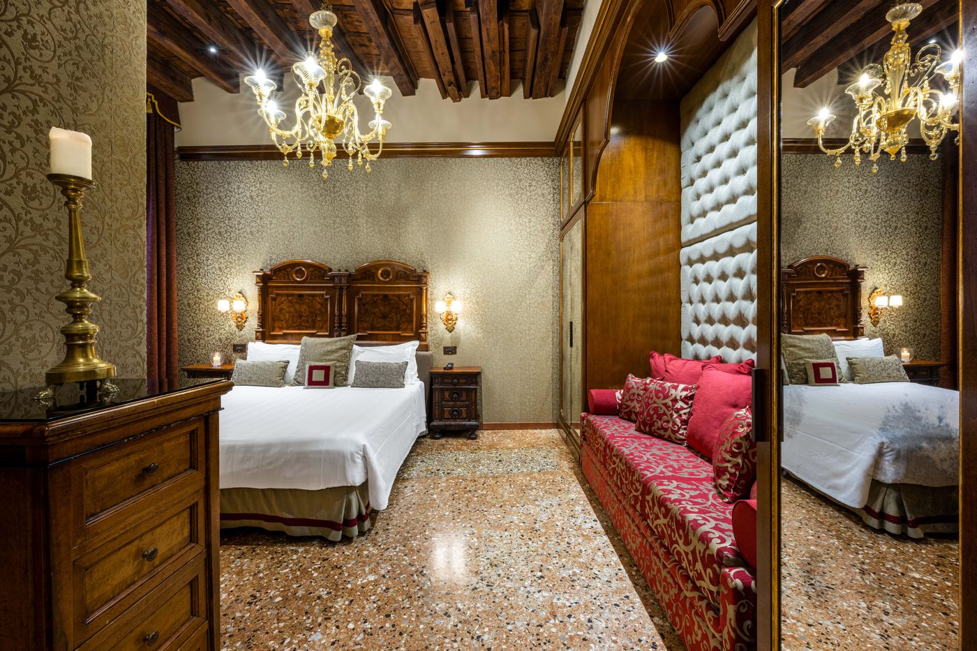 Palazzo-Priuli-Hotel-Room-26