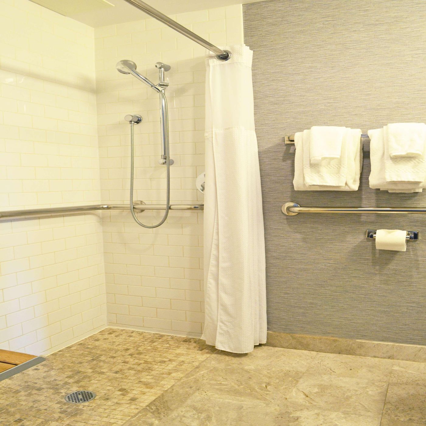 Distrikt-Hotel-New-York-City--Tapestry-Collection-Room-12