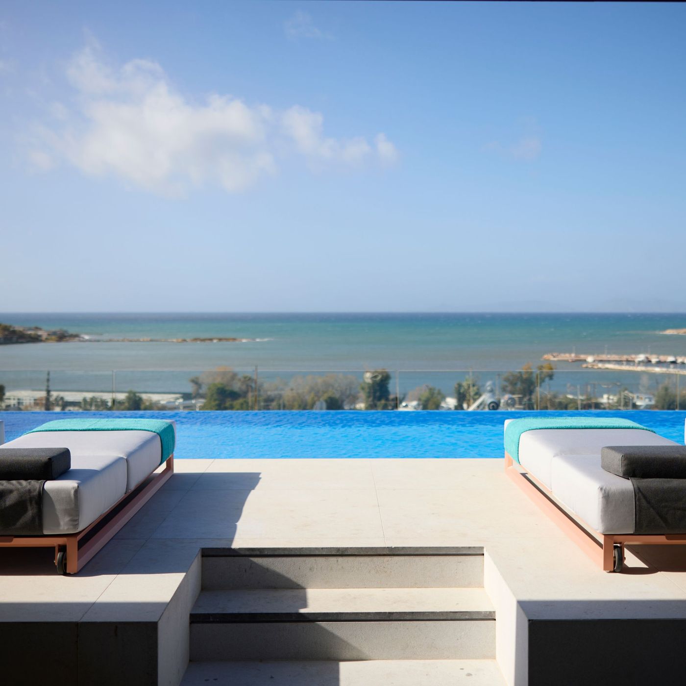 Dusit-Suites-Athens-Pool-47