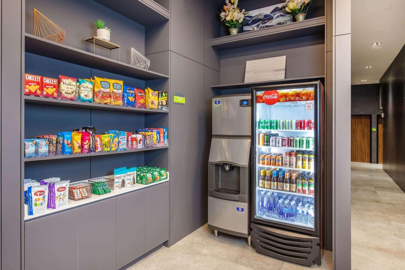 La-Quinta-Inn-and-Suites-Times-Square-South-General-view-52