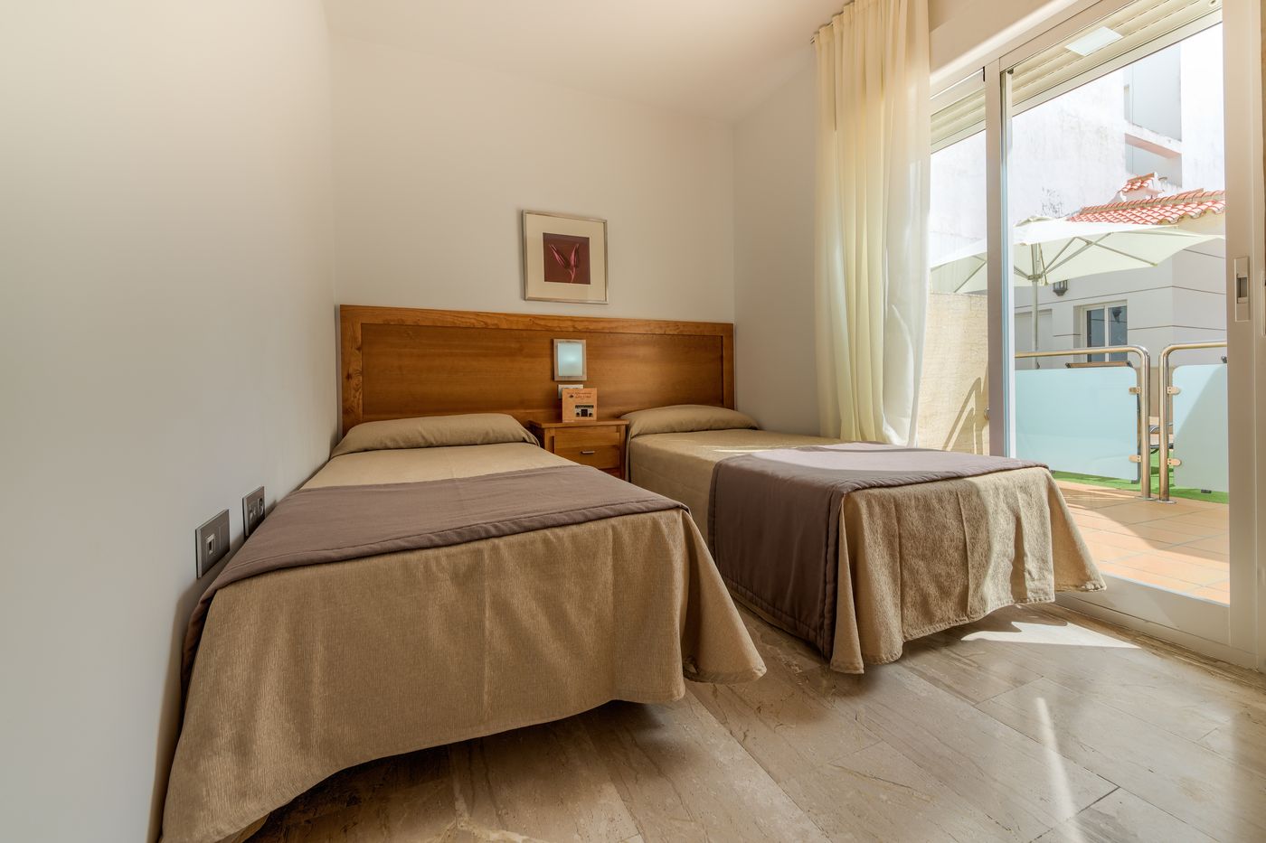 Loto-Conil-Apartamentos-Room-25