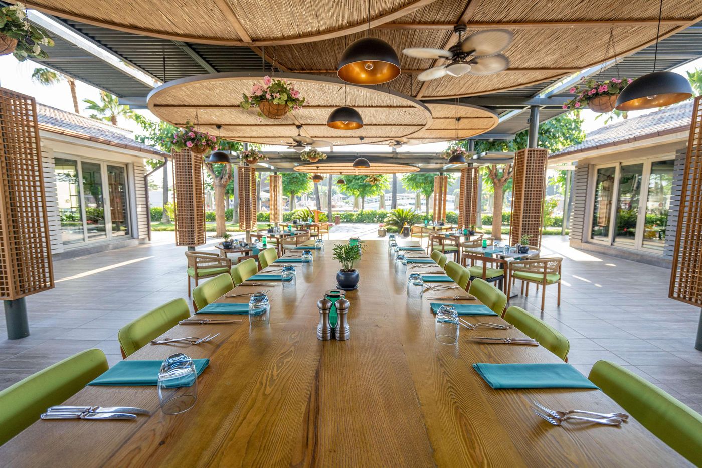 Lara-Barut-Collection-Restaurant-62