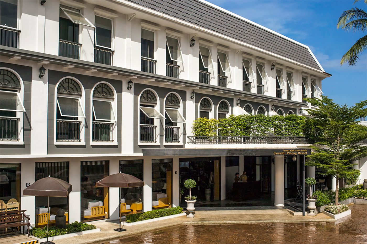 Centara Sawaddi Patong Resort