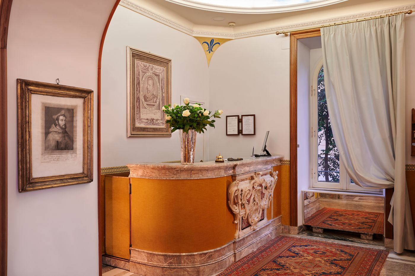Farnese-Lobby-1