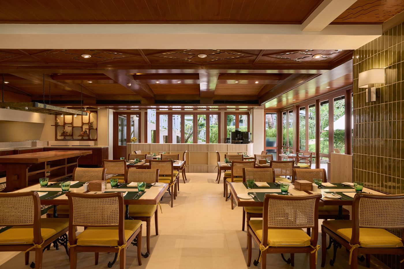 Dusit-Thani-Laguna-Phuket-Restaurant-46