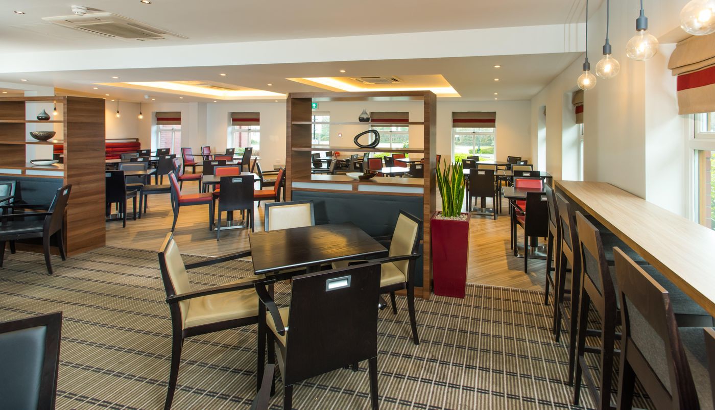 Holiday Inn Express Bristol - Filton-United Kingdom-Filton, Bristol-Lobby-9