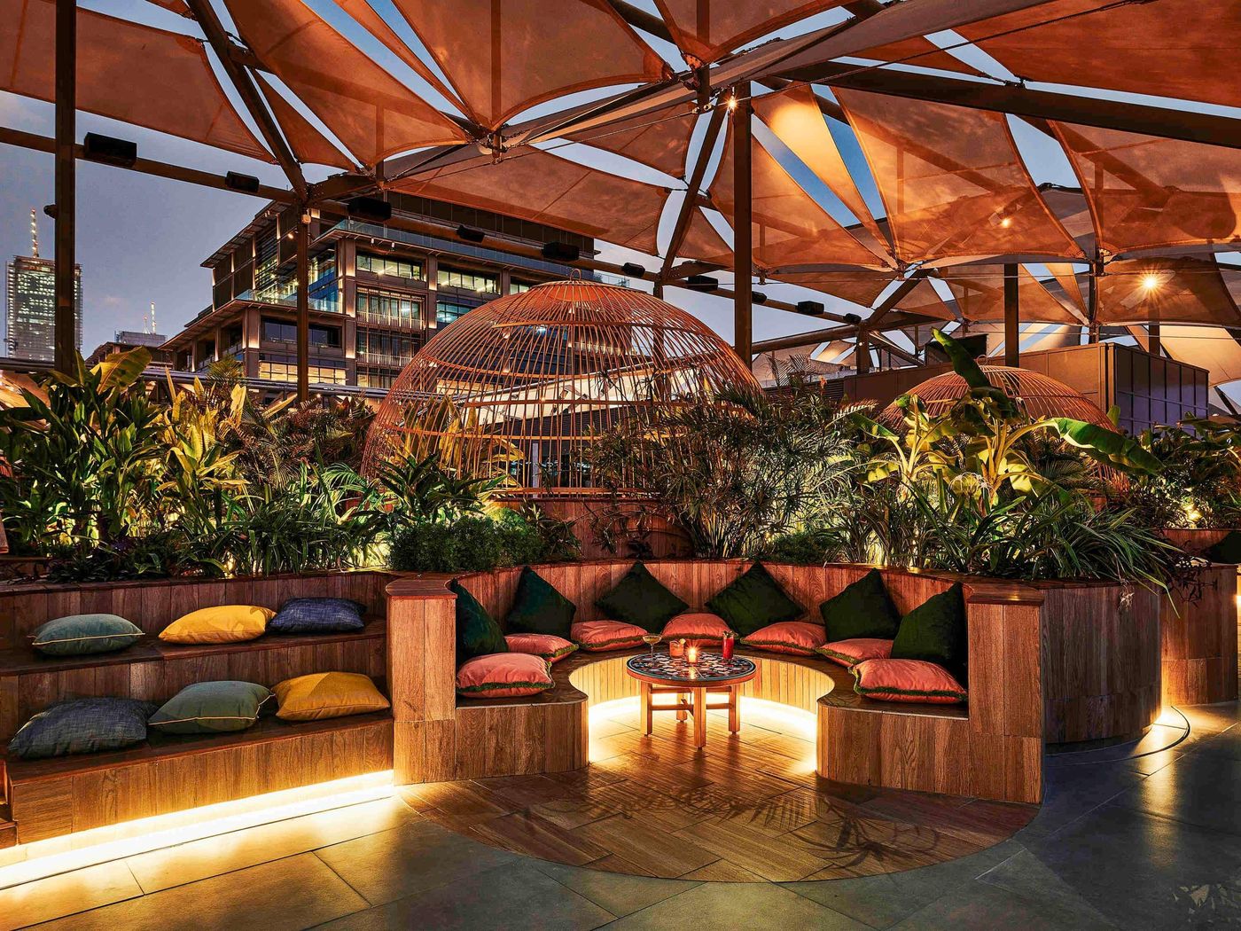 25hours-Hotel-Dubai-One-Central-Bar-11