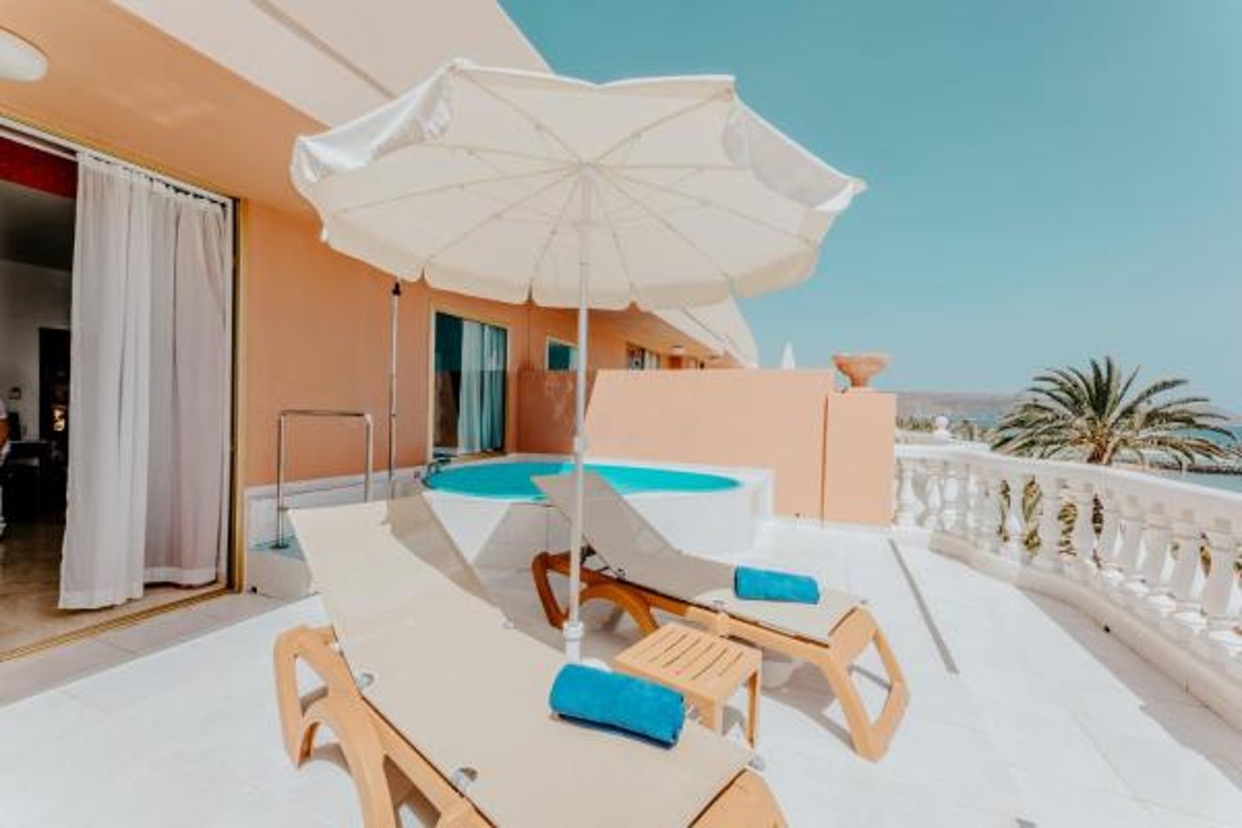 Cleopatra Palace Hotel