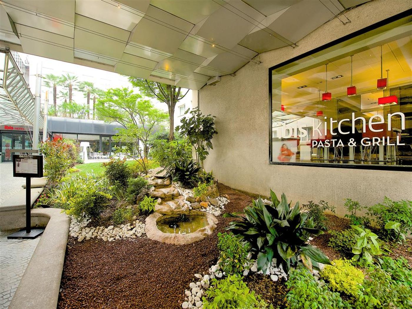 ibis-Milano-Centro-Restaurant-1