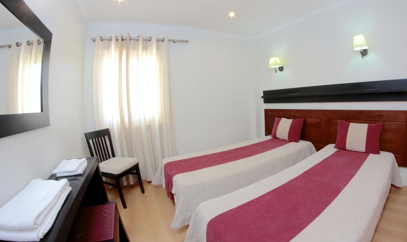 Parque Mourabel/Pe Do Lago/Oasis Village