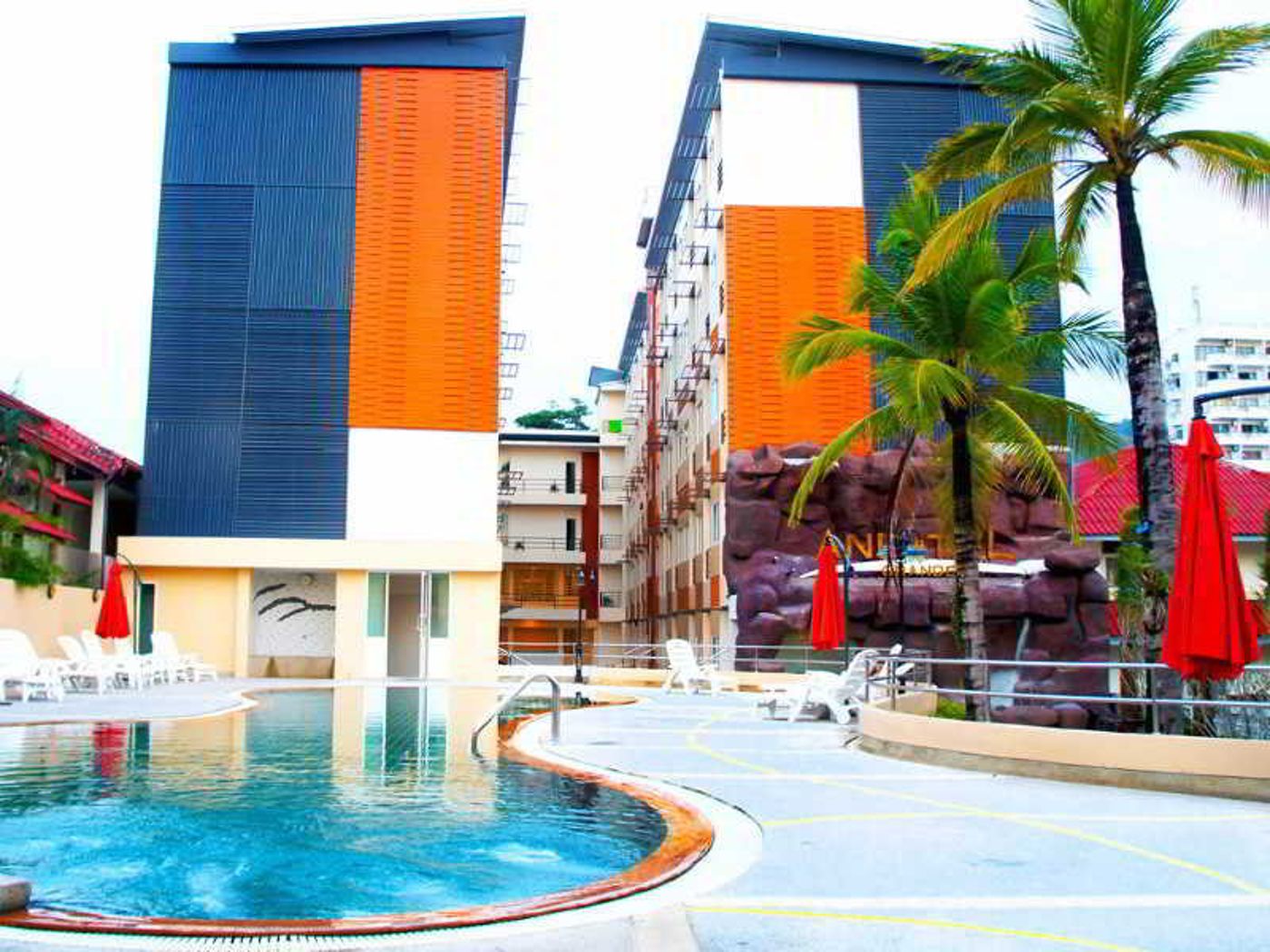 Andatel-Grand-----Patong-Phuket-General-view-7