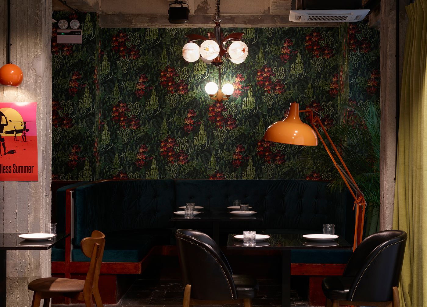 Dave-Red-Athens--a-member-of-Brown-Hotels-Restaurant-4