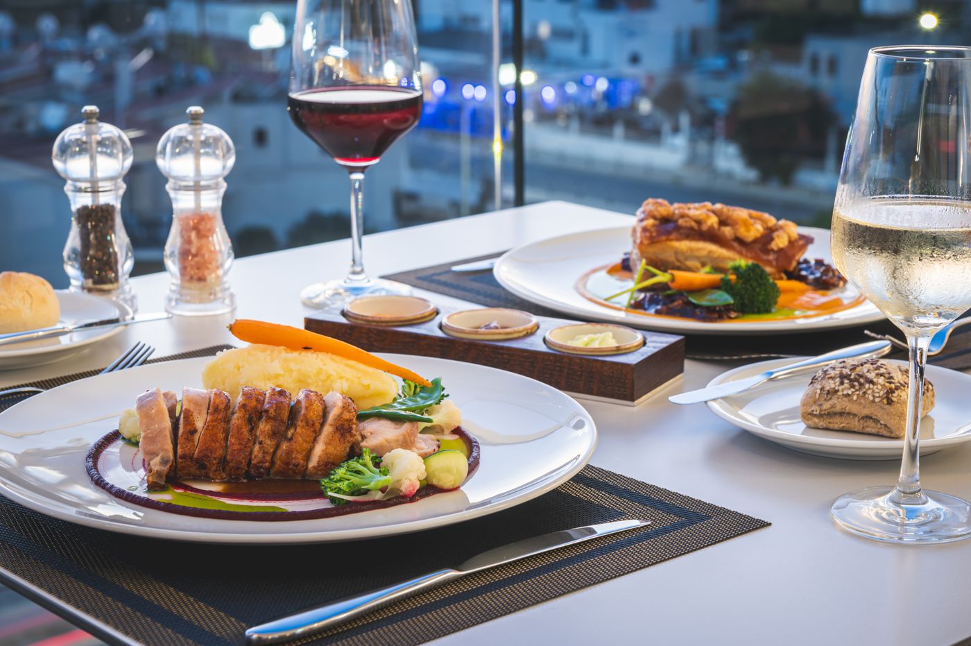 Kefalos-Damon-Hotel-Apartments-Restaurant-75