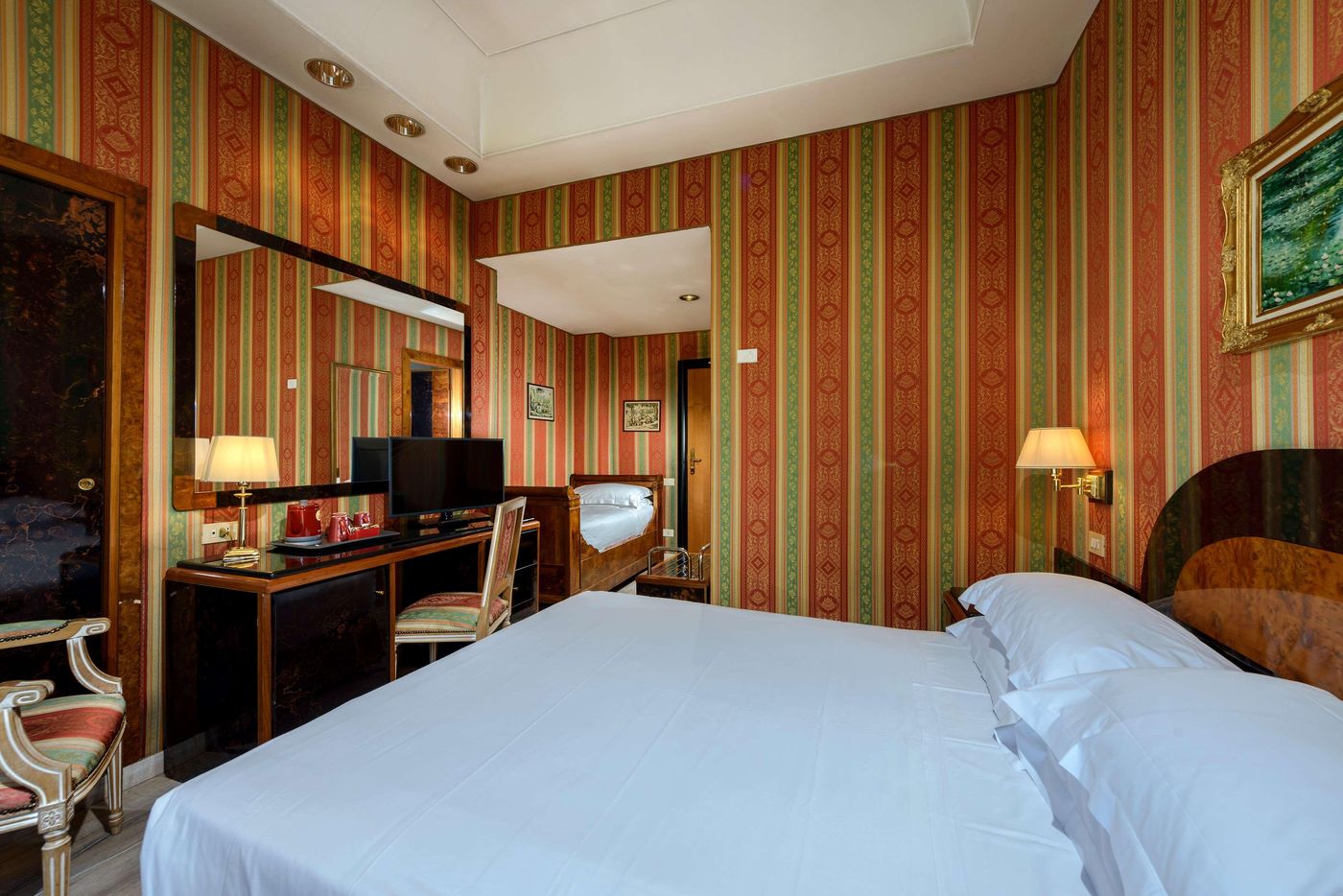 BEST-WESTERN-Hotel-Rivoli-Room-37