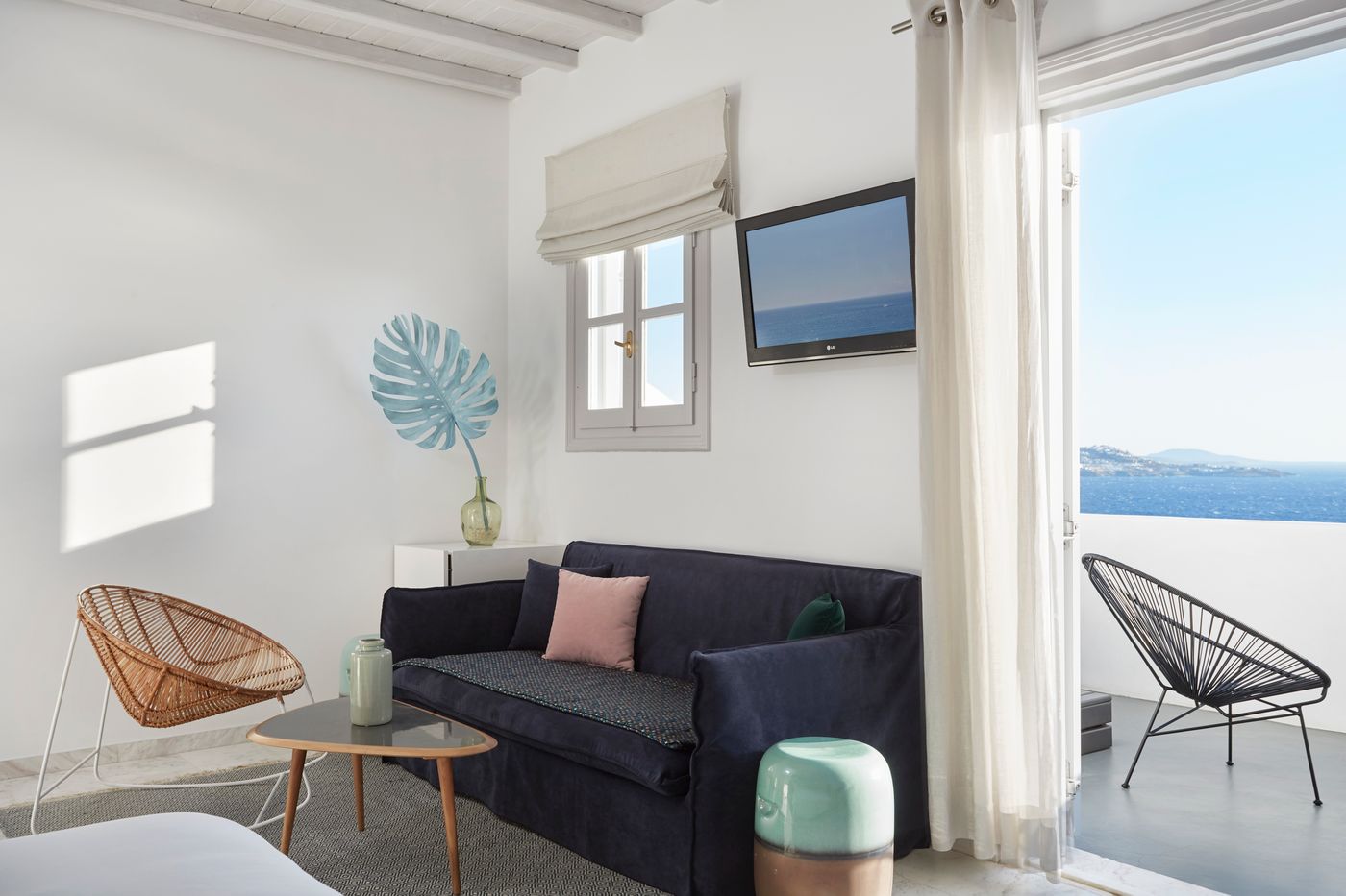 Kouros-Hotel---Suites-Room-29