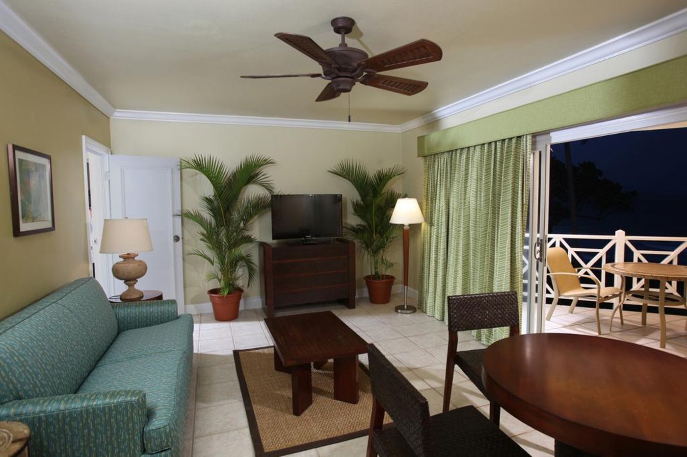 Magdalena-Grand-Beach-Resort-Room-15