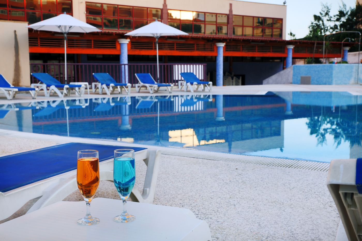 Clube-Praia-Mar-Pool-4