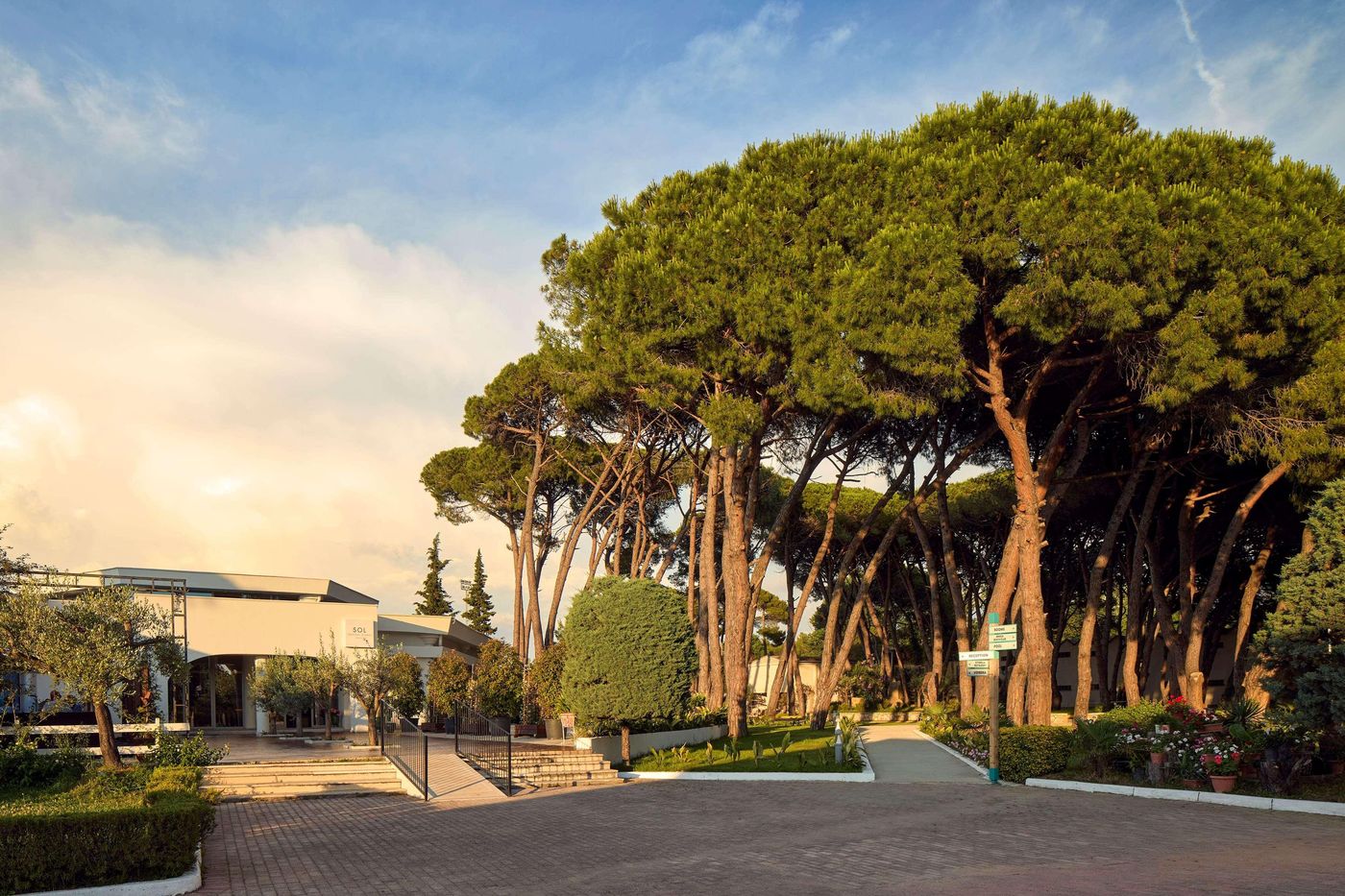 Sol Tropikal Durres-Albania-Durrã«S-General view-8