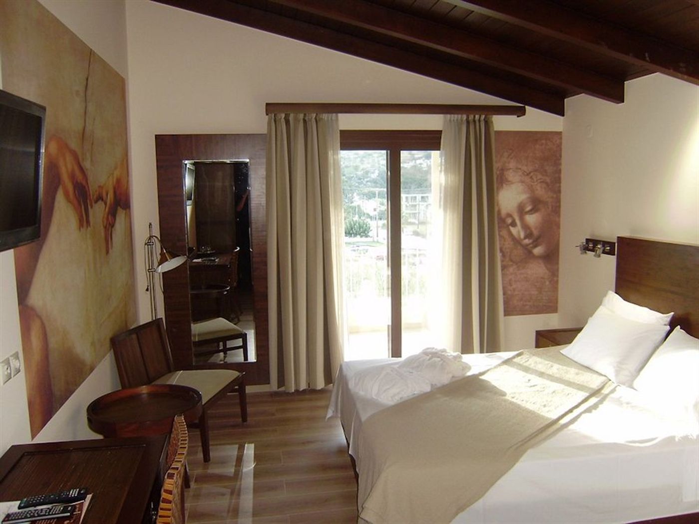 Enodia-Hotel-Room-13