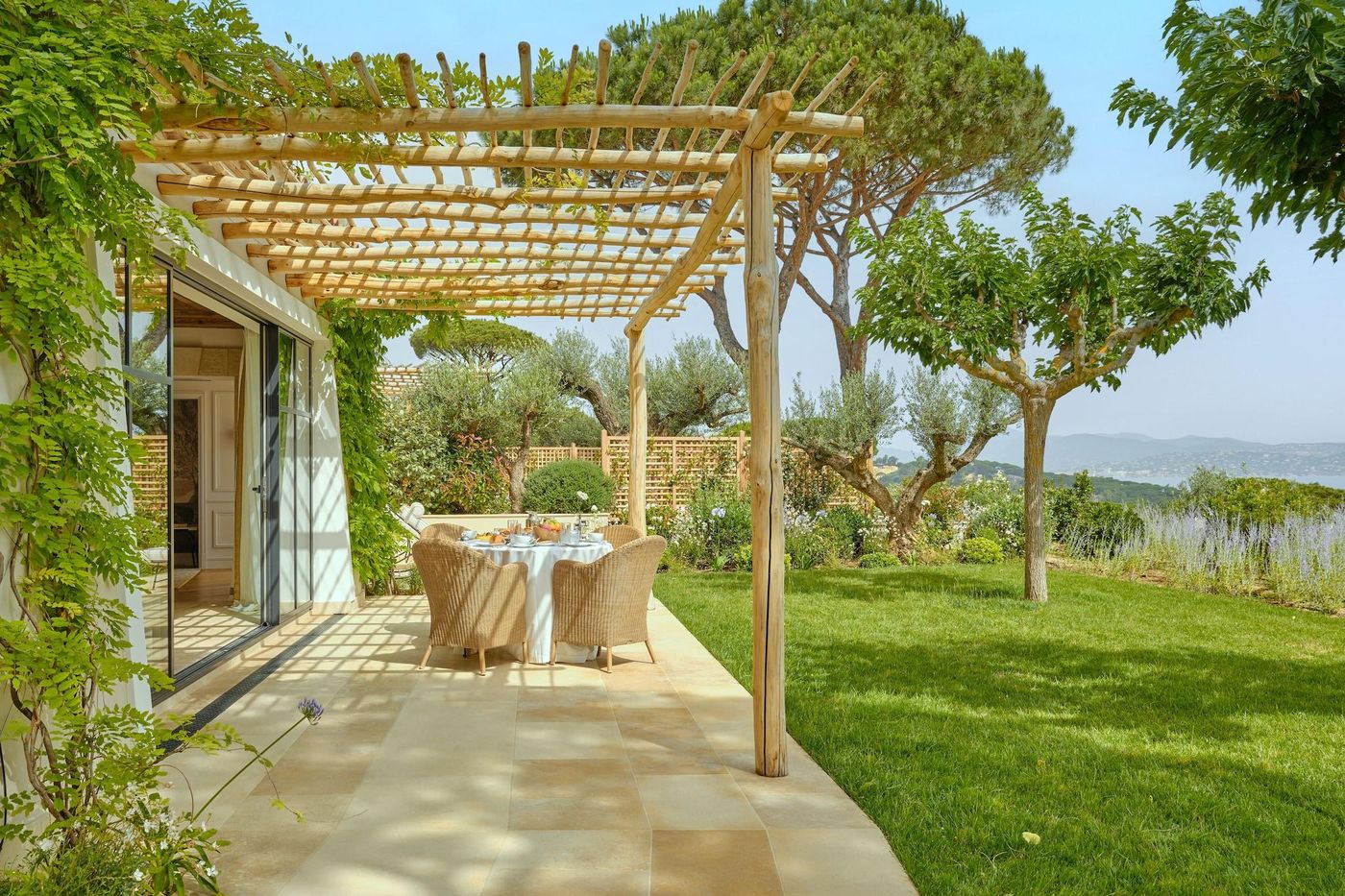 Chateau-de-la-Messardiere-General-view-72