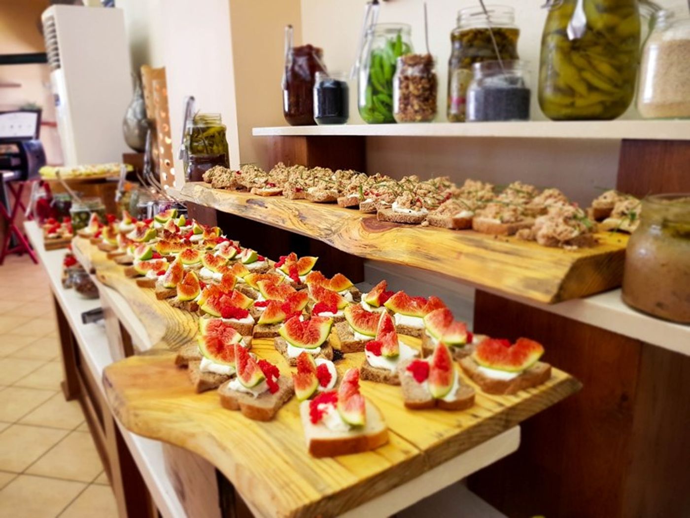 Village-Mare-Restaurant-42