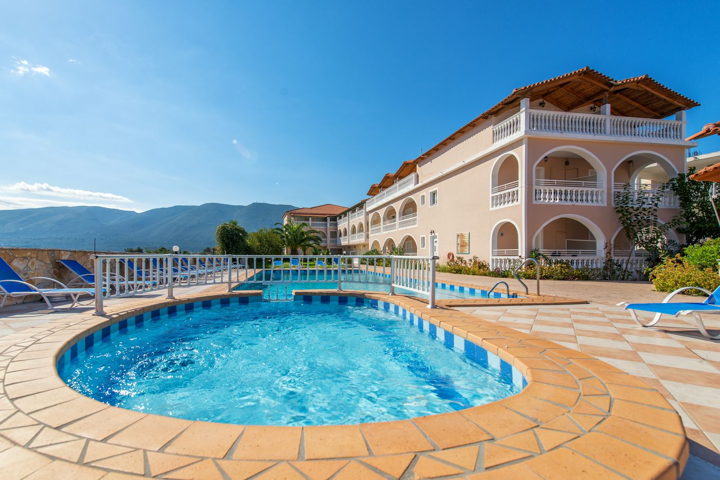 Plessas-Palace-Aparthotel-Pool-2