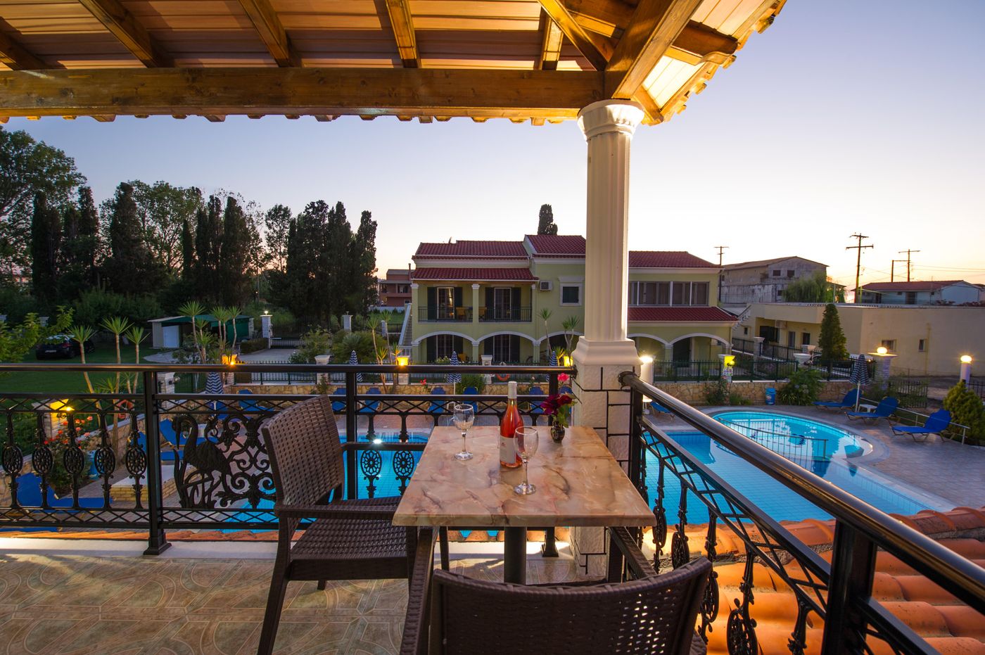 Makis-Studios---Apartments-Room-6