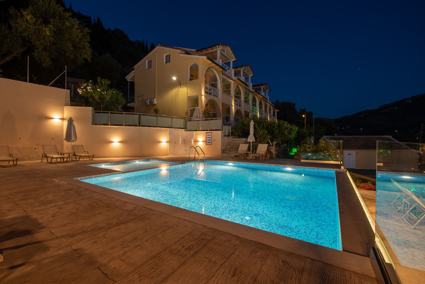 Mazis-Apartments-Pool-4