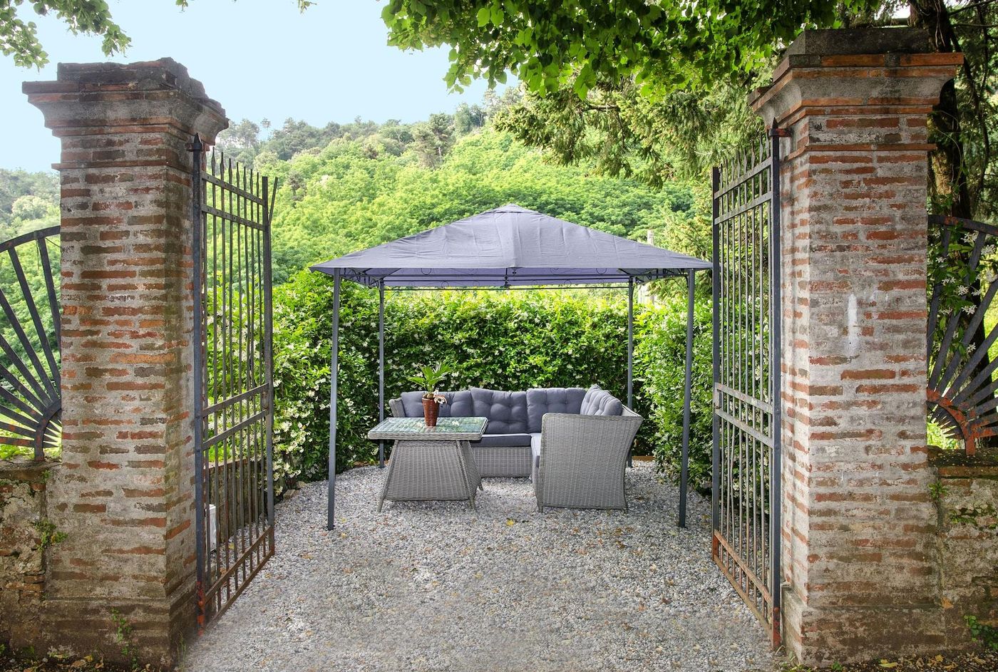 Casa-Diocesana-Di-Lucca-Terrace-4