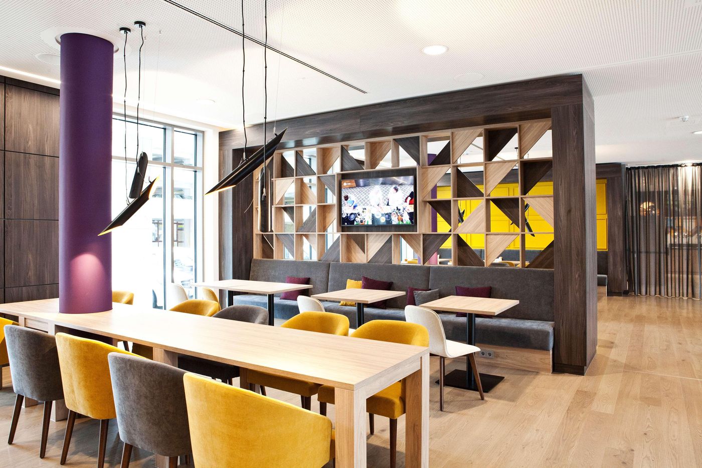 Hampton By Hilton Dortmund Phoenix See-Germany-Dortmund-Lobby-7